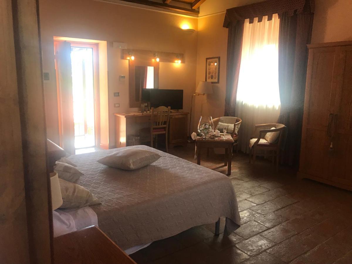 Casale Certosa 3*