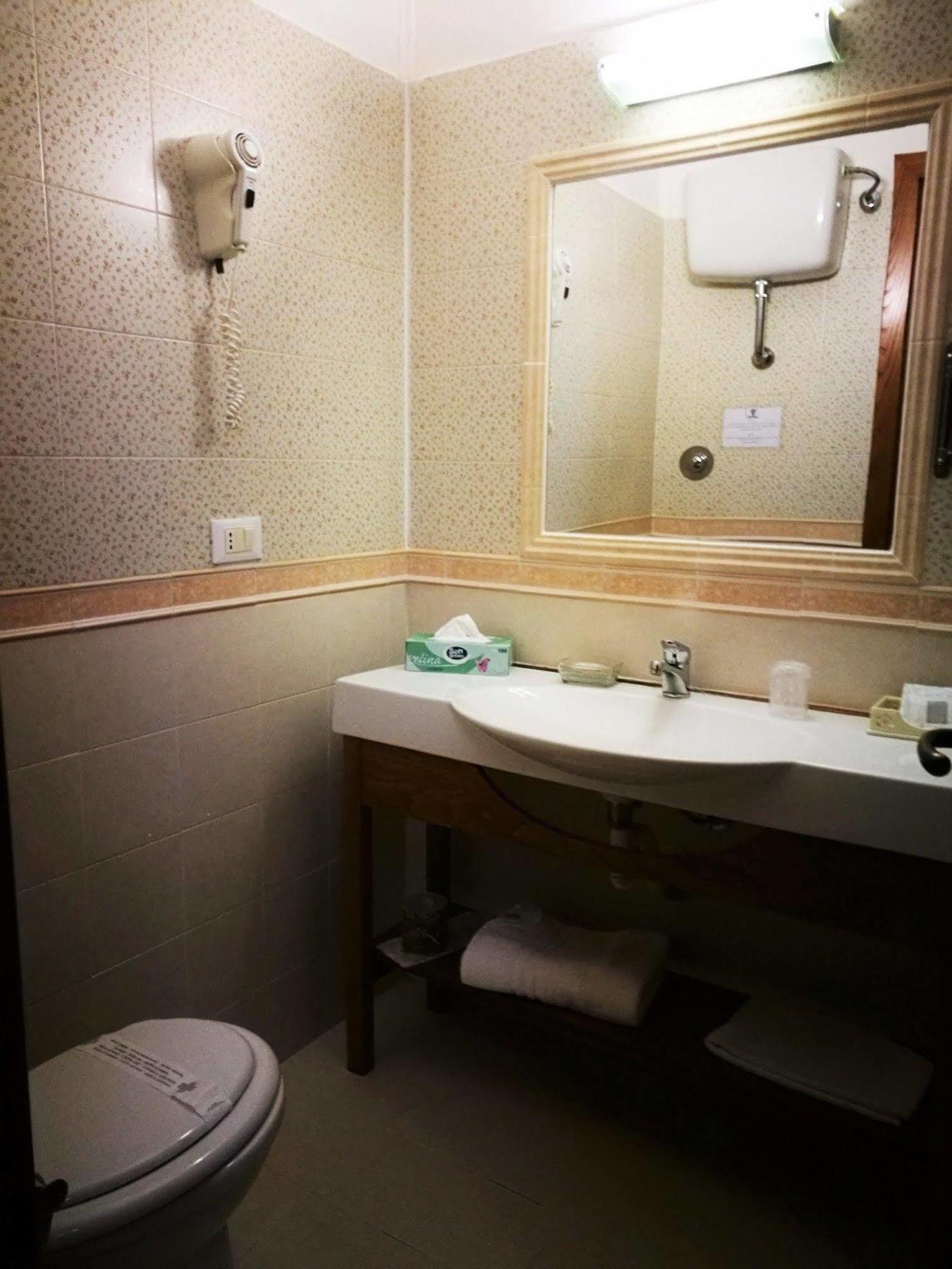 Hotel Casale Certosa Pavona
